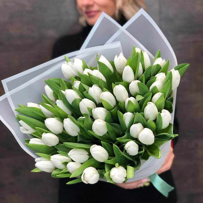 Белые тюльпаны купить в москве магазины имеретинский курорт